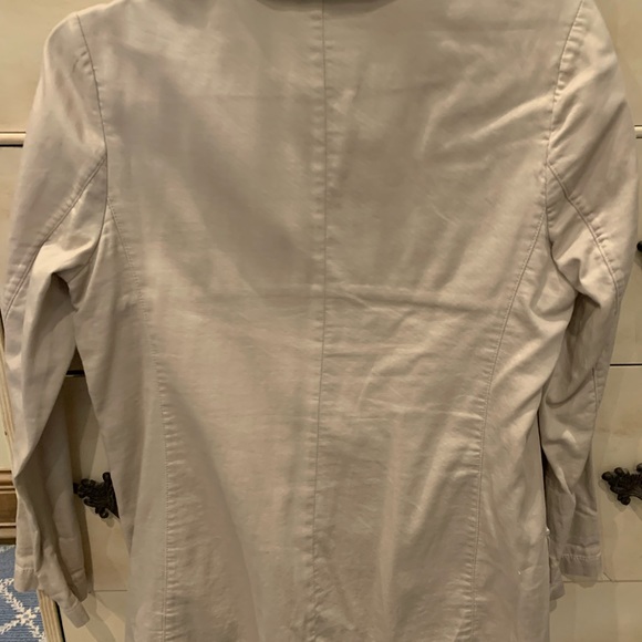 Hinge blazer jacket in pale taupe size Medium. THIS LISTING IS FOR JACKET ONLY. - Picture 7 of 8